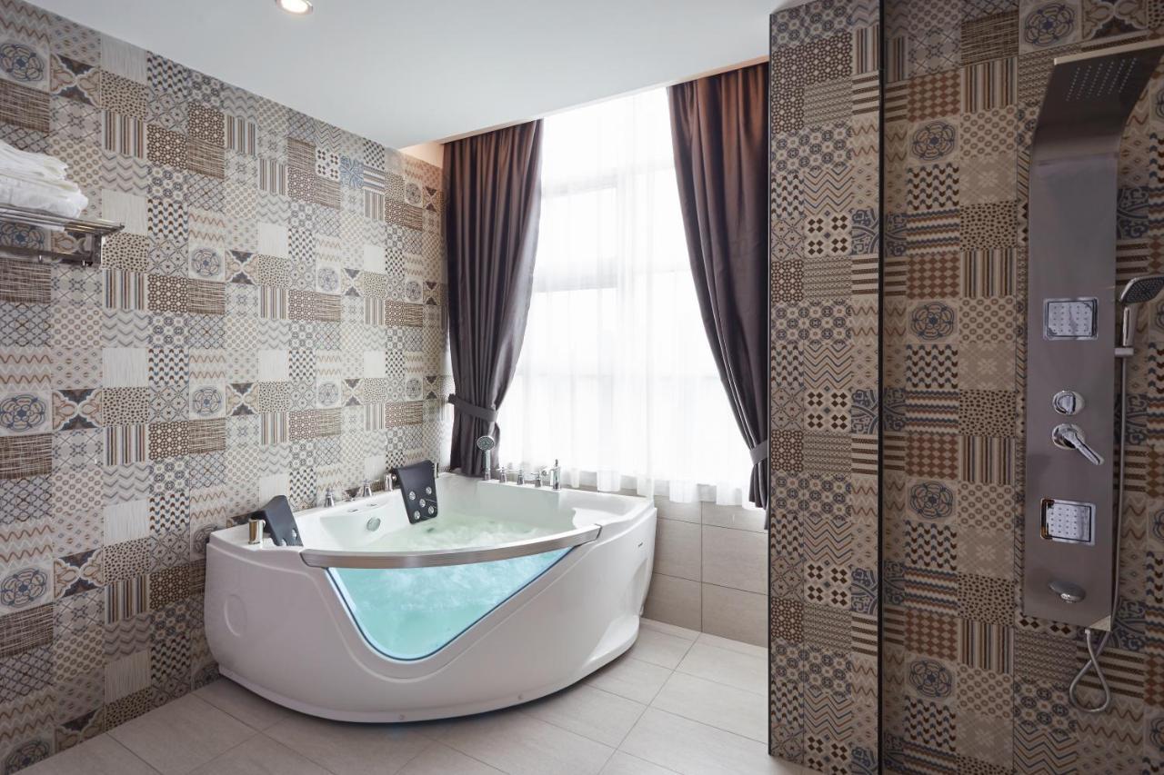 Dream Luxury Hotel Muar Eksteriør bilde