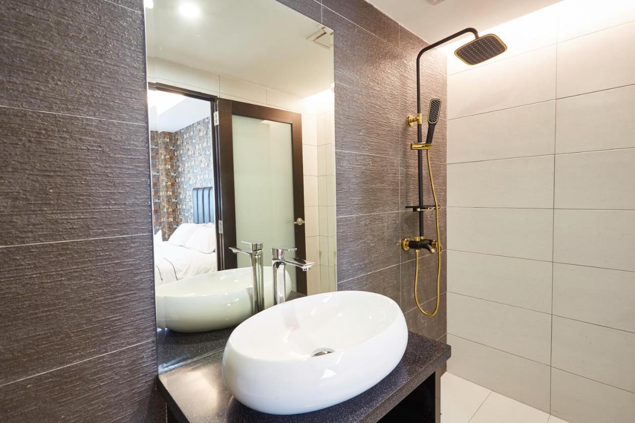 Dream Luxury Hotel Muar Eksteriør bilde