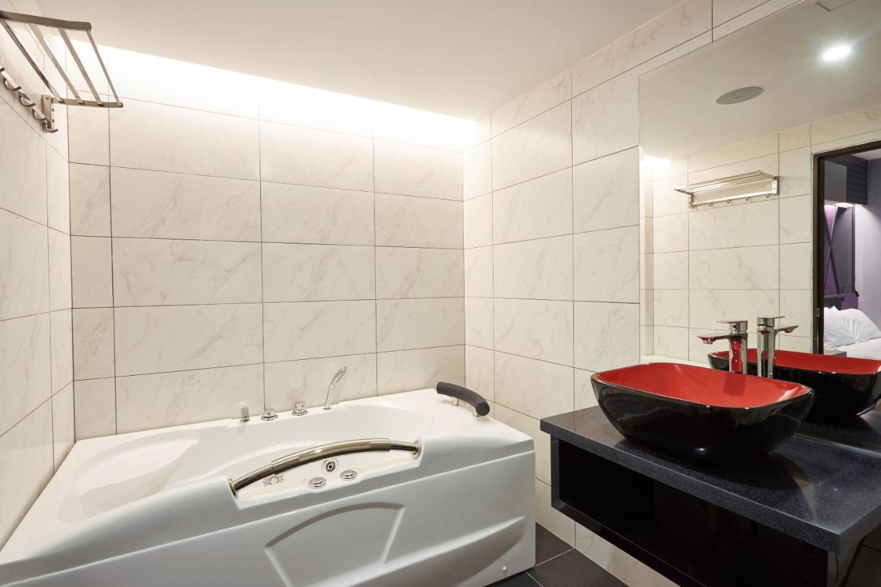 Dream Luxury Hotel Muar Eksteriør bilde